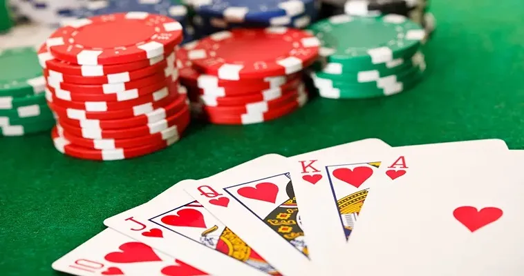 Trò Chơi Poker Tại SAM86: Khám Phá Chiến Thuật Thắng Lớn